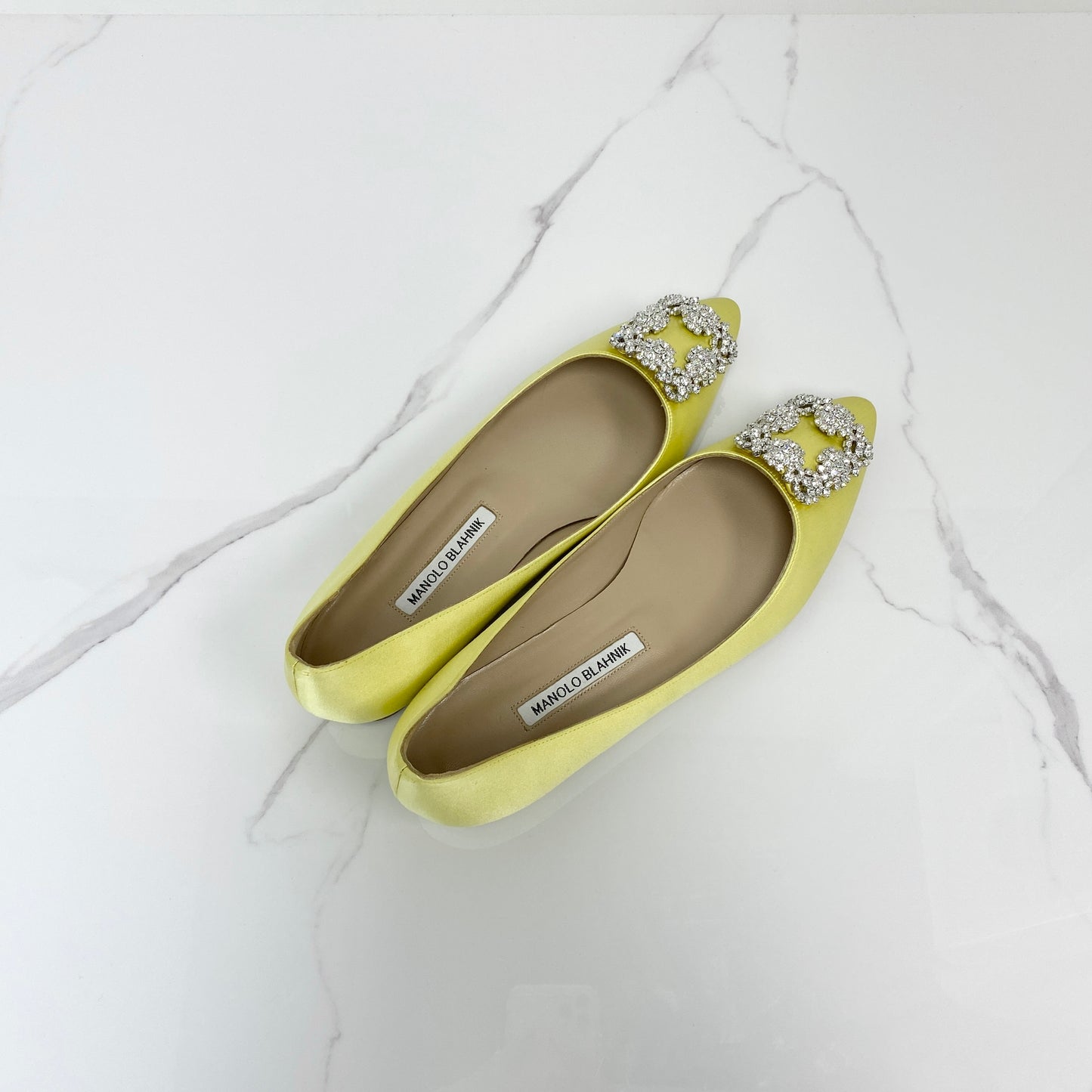 Manolo Blahnik Hangisiflat - Lafayette Consignment
