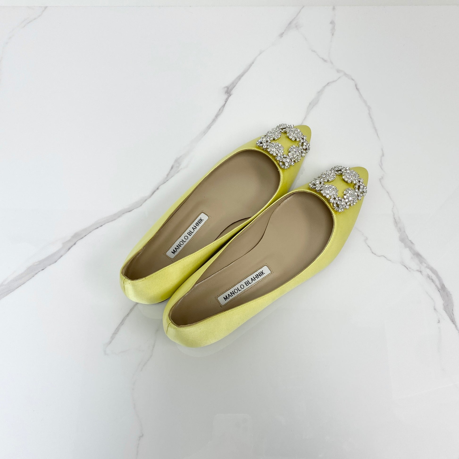 Manolo Blahnik Hangisiflat - Lafayette Consignment
