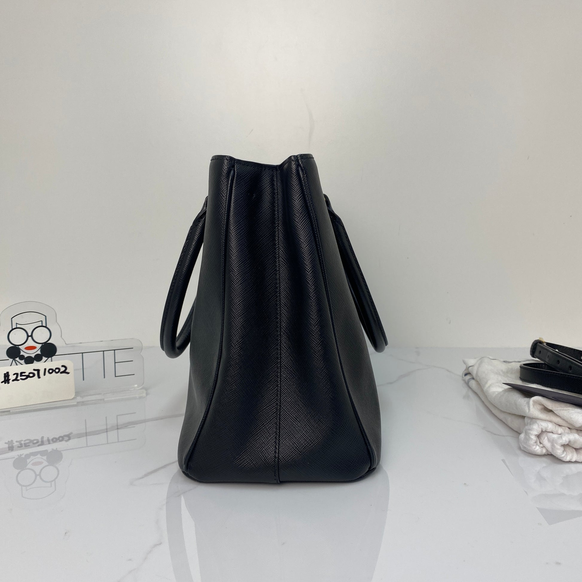 Prada Large Galleria Saffiano Leather Bag | Prada handbag | Lafayette Consignment