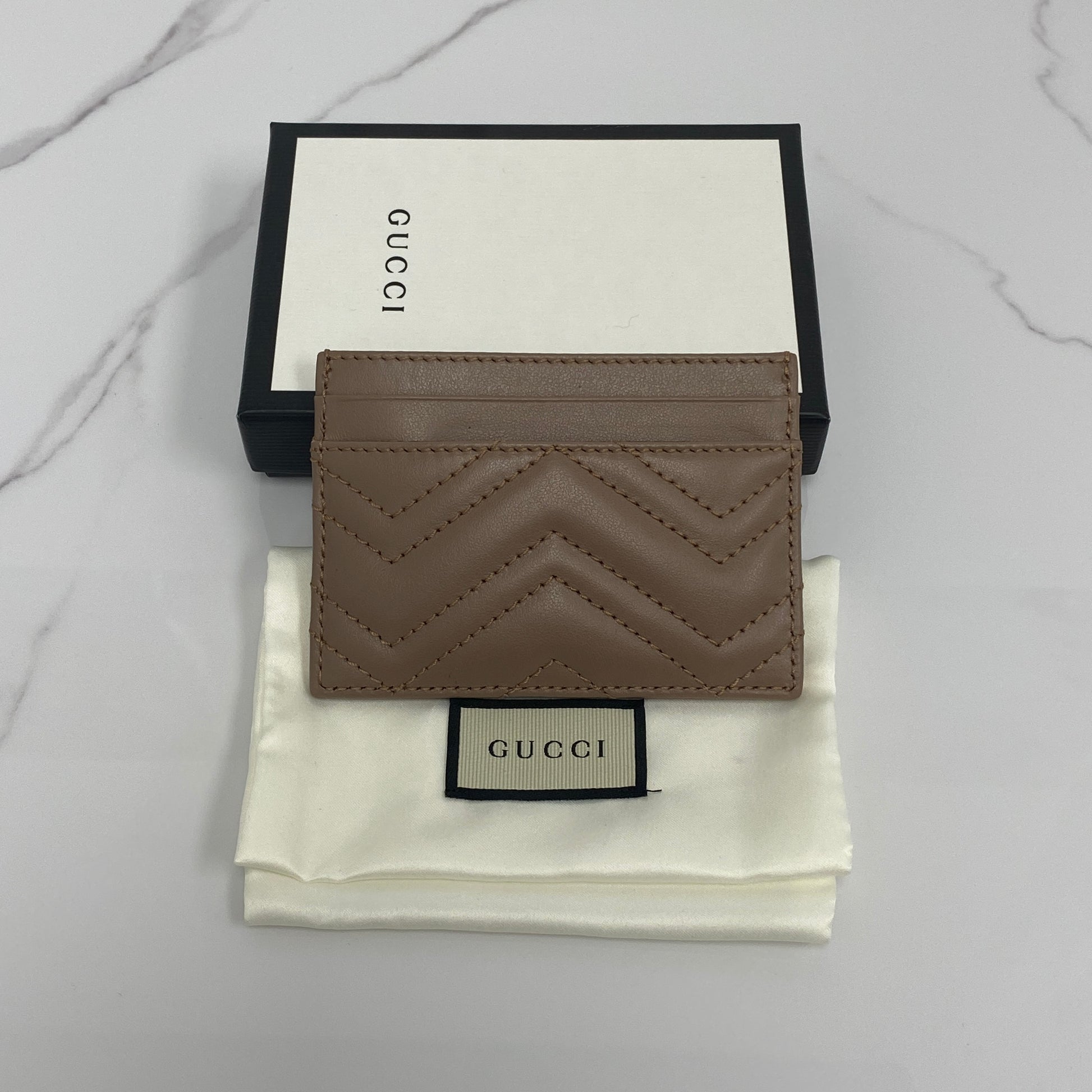 Gucci GG Marmont Card Case - Lafayette Consignment