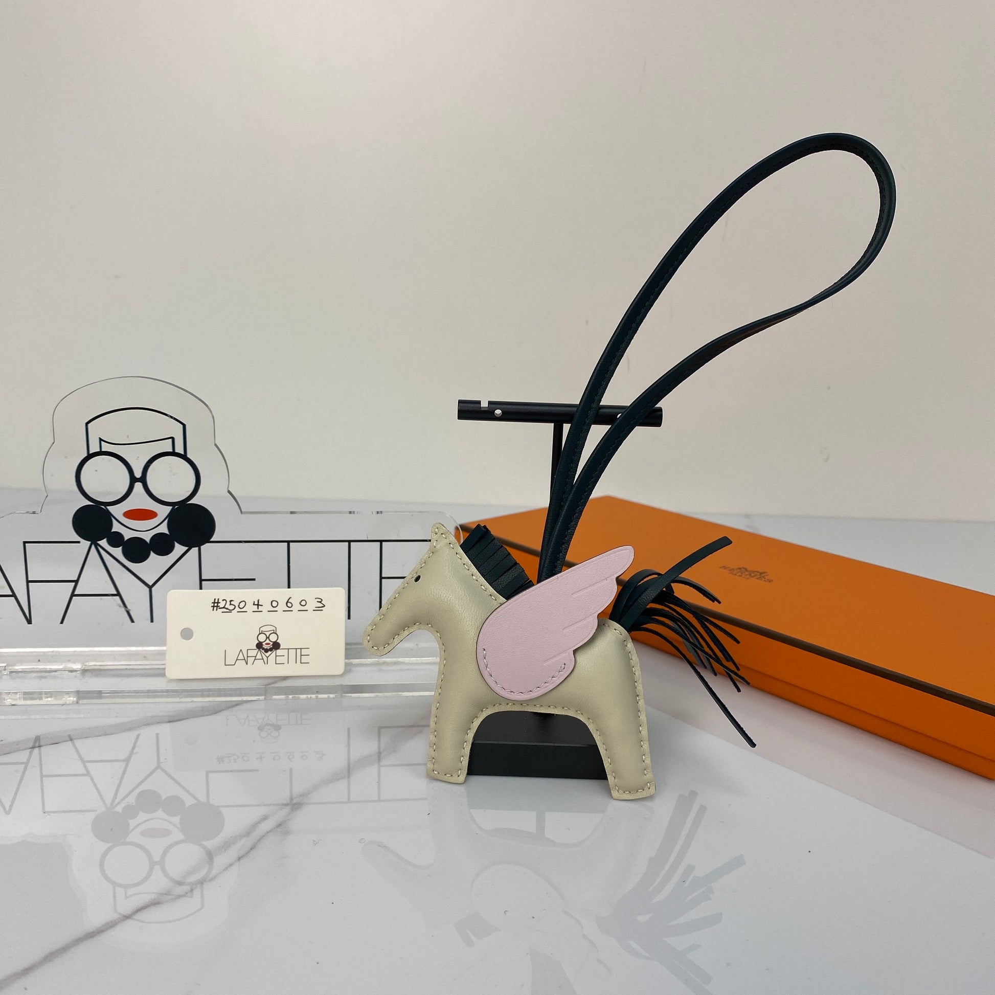 Hermès Rodeo Pegase PM - Lafayette Consignment