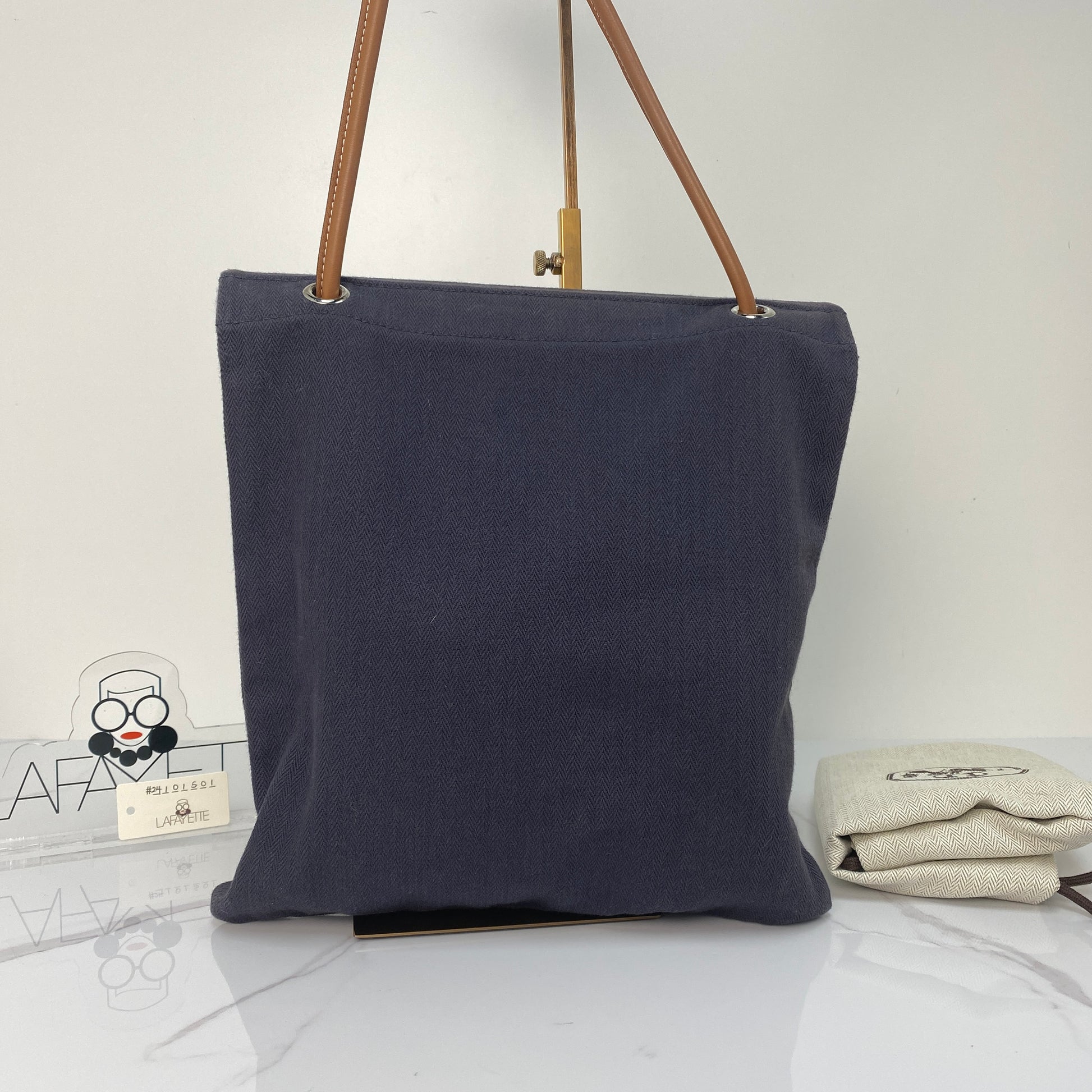 Hermès Small Aline Grooming Bag - Lafayette Consignment