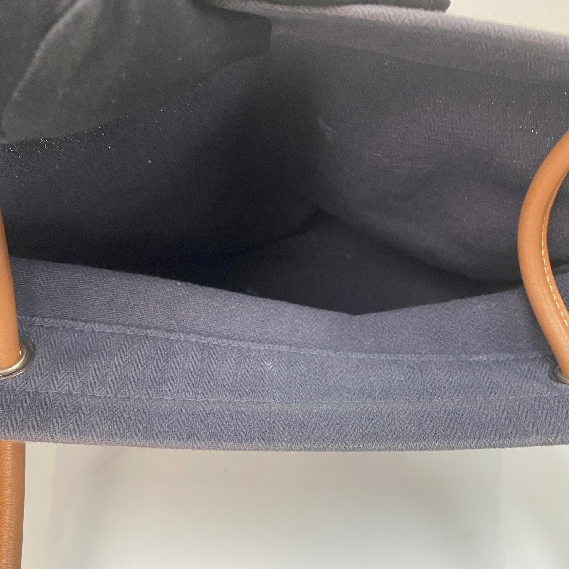 Hermès Small Aline Grooming Bag - Lafayette Consignment