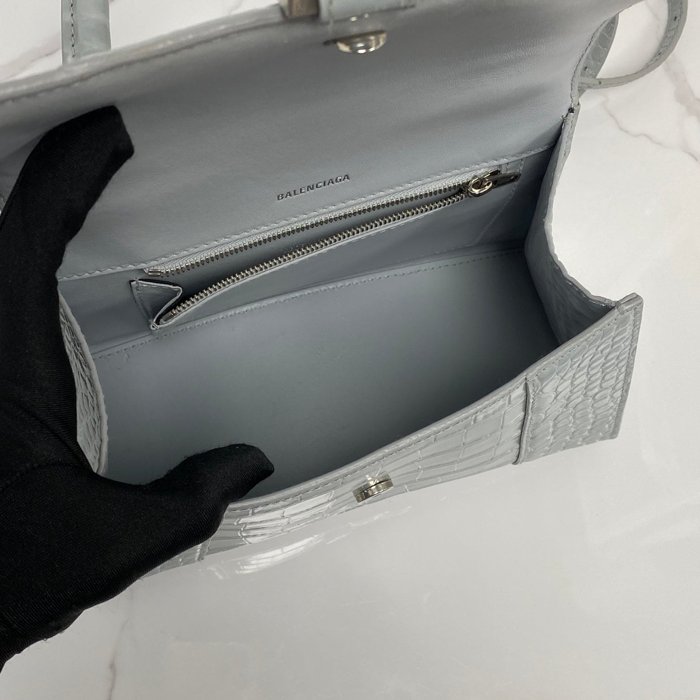 Hourglass Small Handbag - Lafayette Consignment