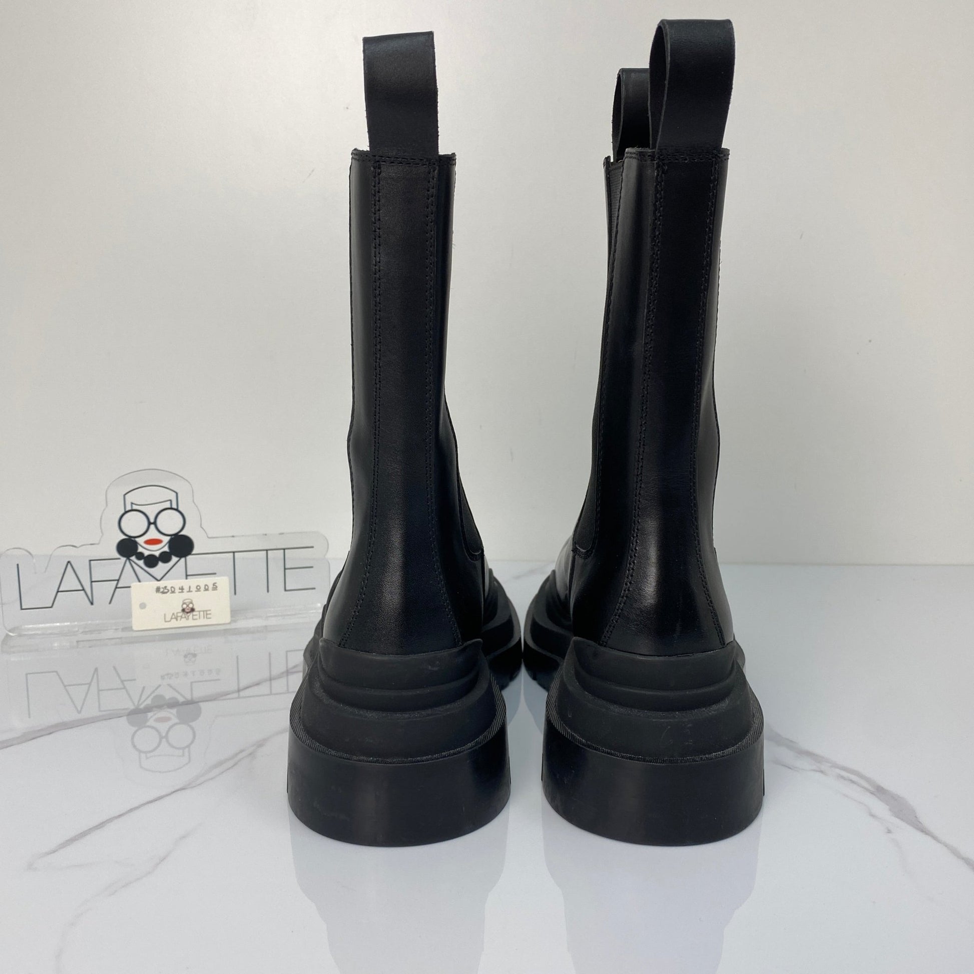 Bottega Veneta Tire Chelsea Boot
