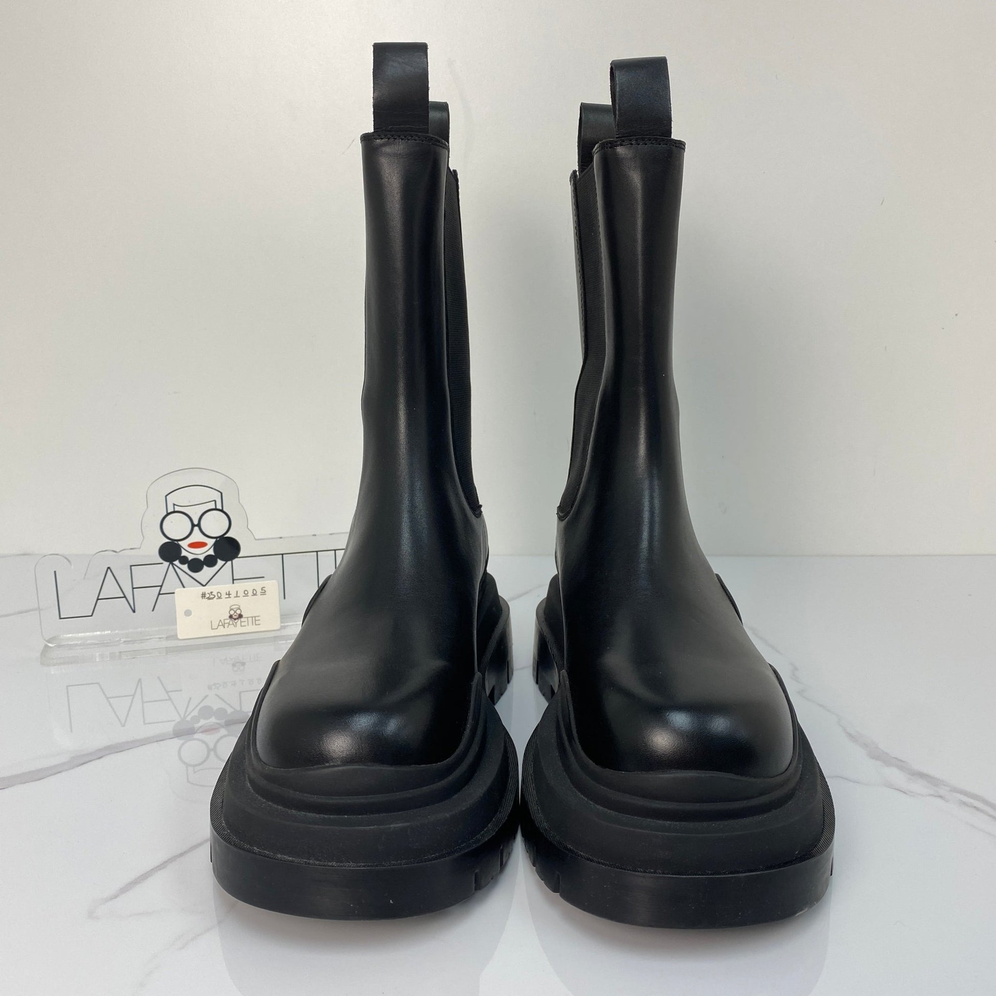 Bottega Veneta Tire Chelsea Boot