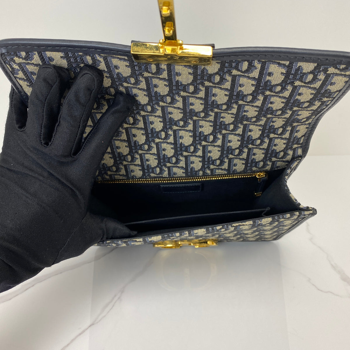 Christian Dior 30 Montaigne Bag - Monogram Canvas - photo 6