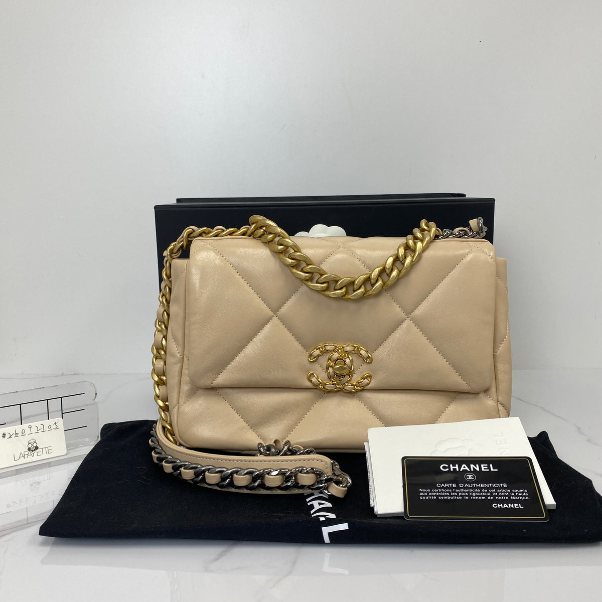 Chanel 19 Bag Beige Lambskin, Beige Lambskin, Mixed Gold, Silver and Ruthenium Tone — detail view 5