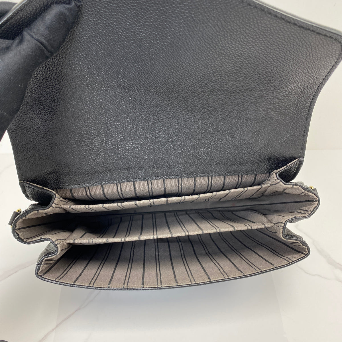 Louis Vuitton Pochette Métis - photo 6