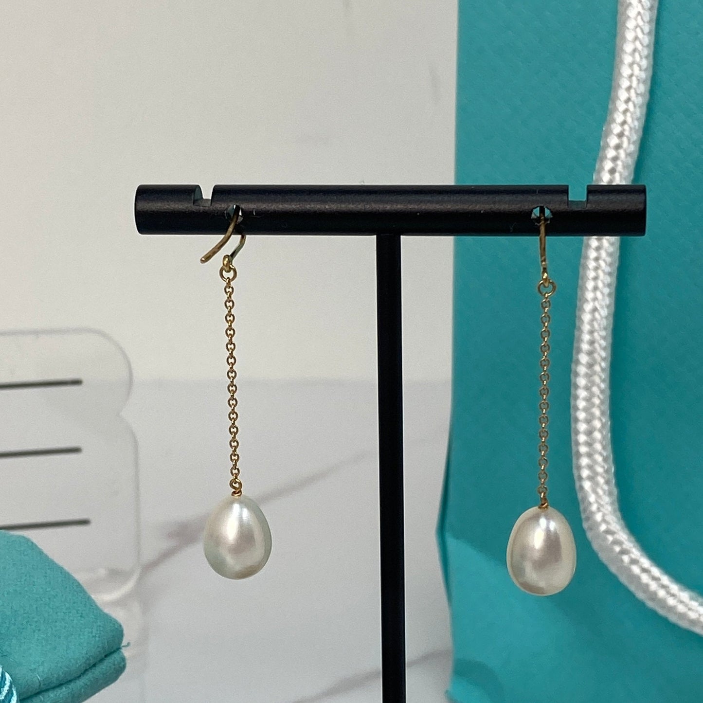 Tiffany & Co Elsa Peretti Pearl's By The Yard Chain Earrings