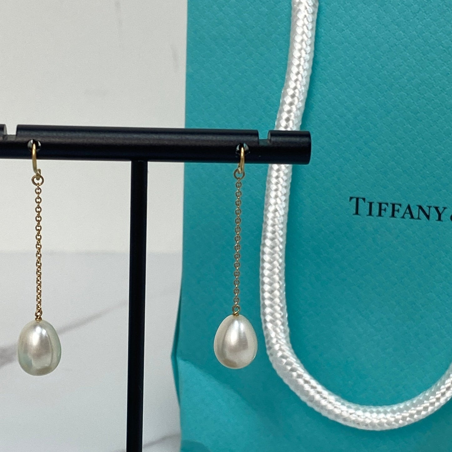 Tiffany & Co Elsa Peretti Pearl's By The Yard Chain Earrings