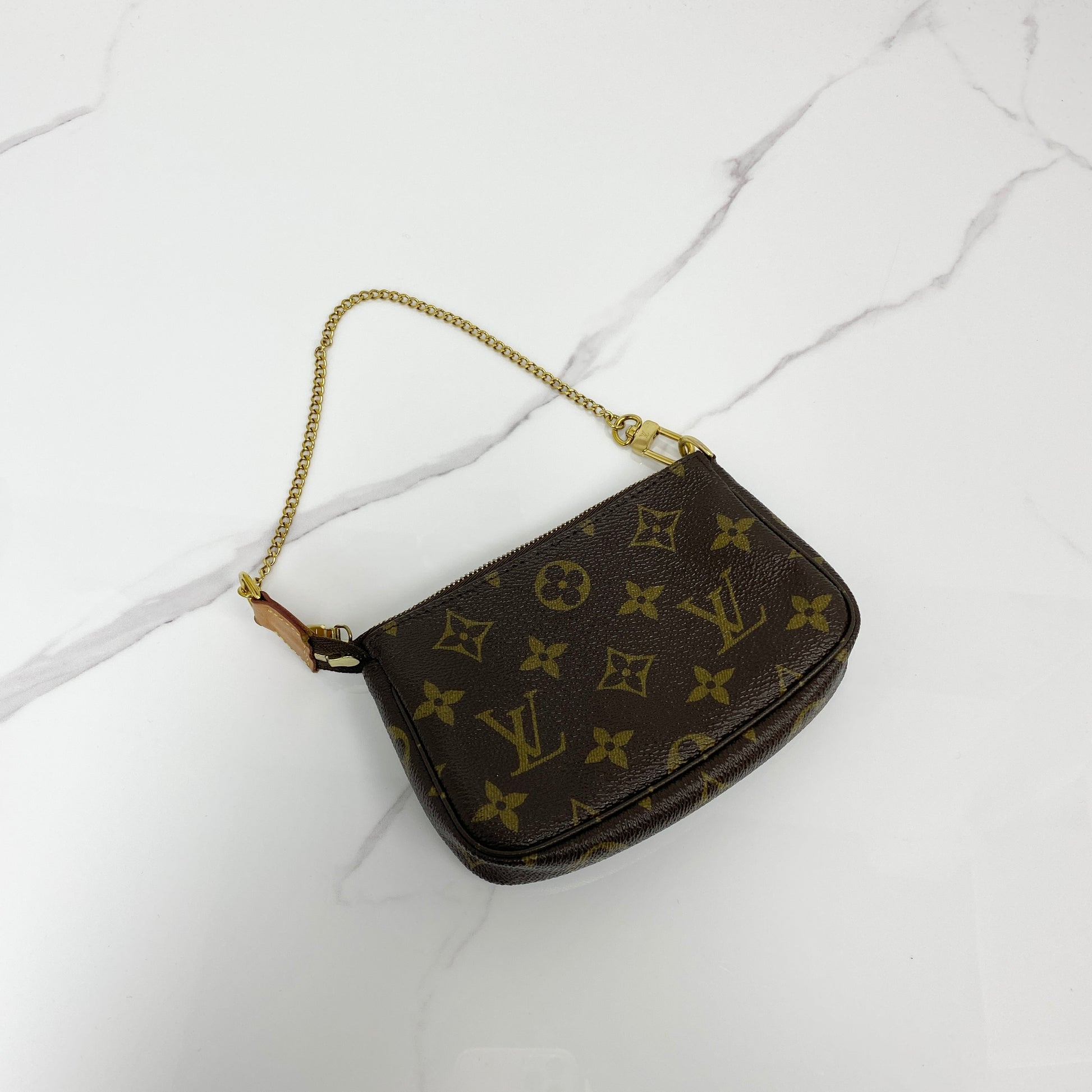 Louis Vuitton Mini Pochette Accessoires - Lafayette Consignment