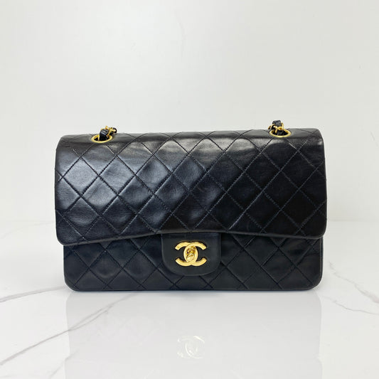 Chanel Vintage Classic Flap Bag — main image
