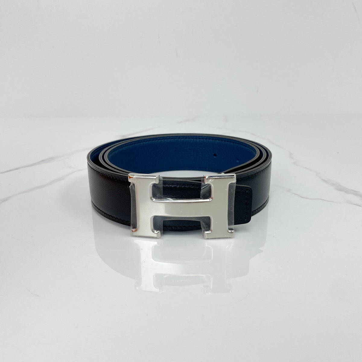 Hermès Belt, Noir/Bleu Nuit Togo Calfskin, Palladium hardware — main image