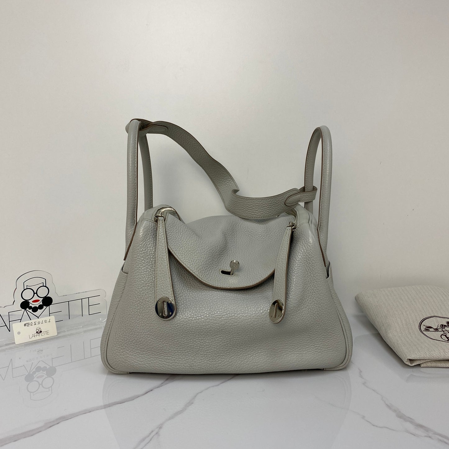 Hermès Lindy 30 - Lafayette Consignment