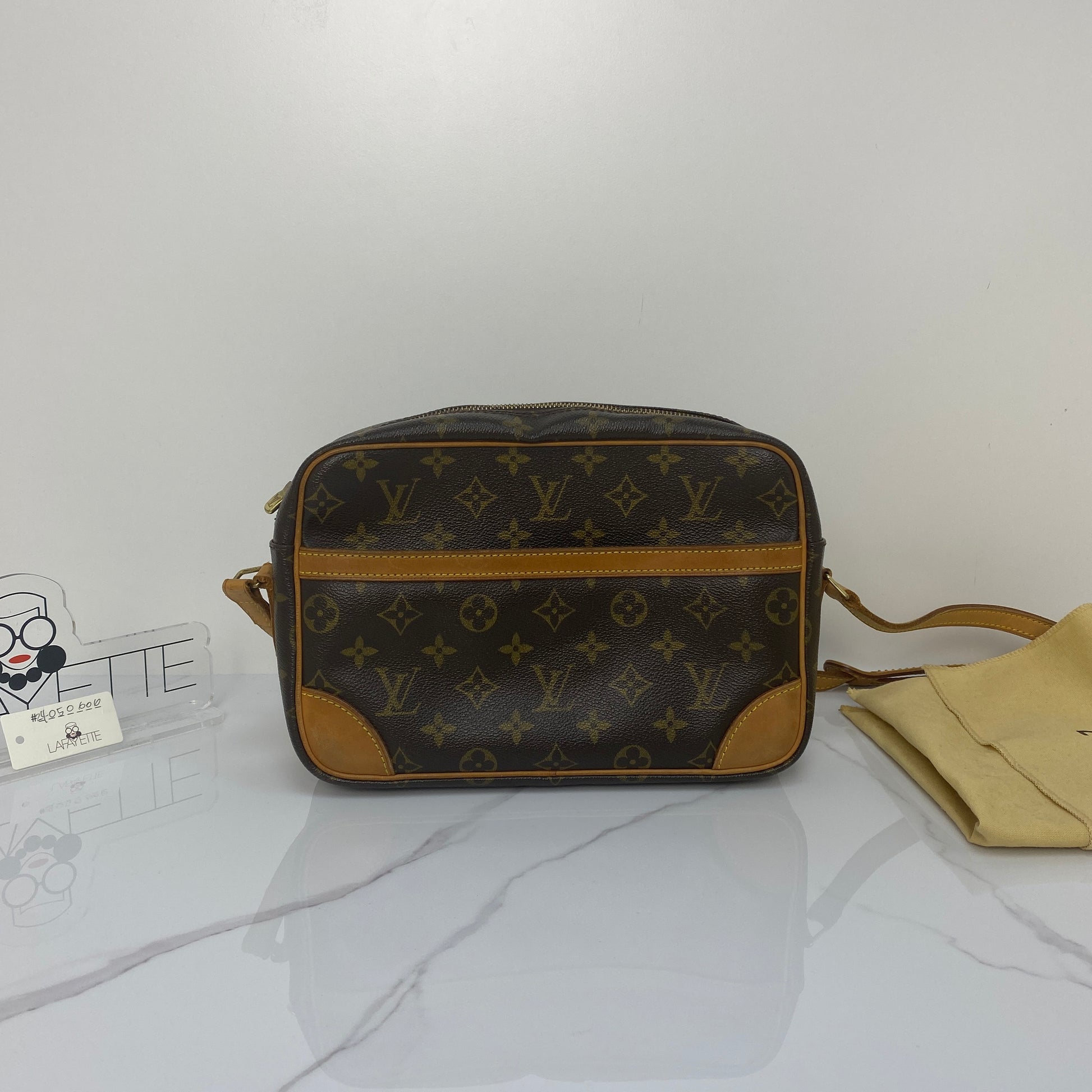 Louis Vuitton Vintage Trocadero - Lafayette Consignment