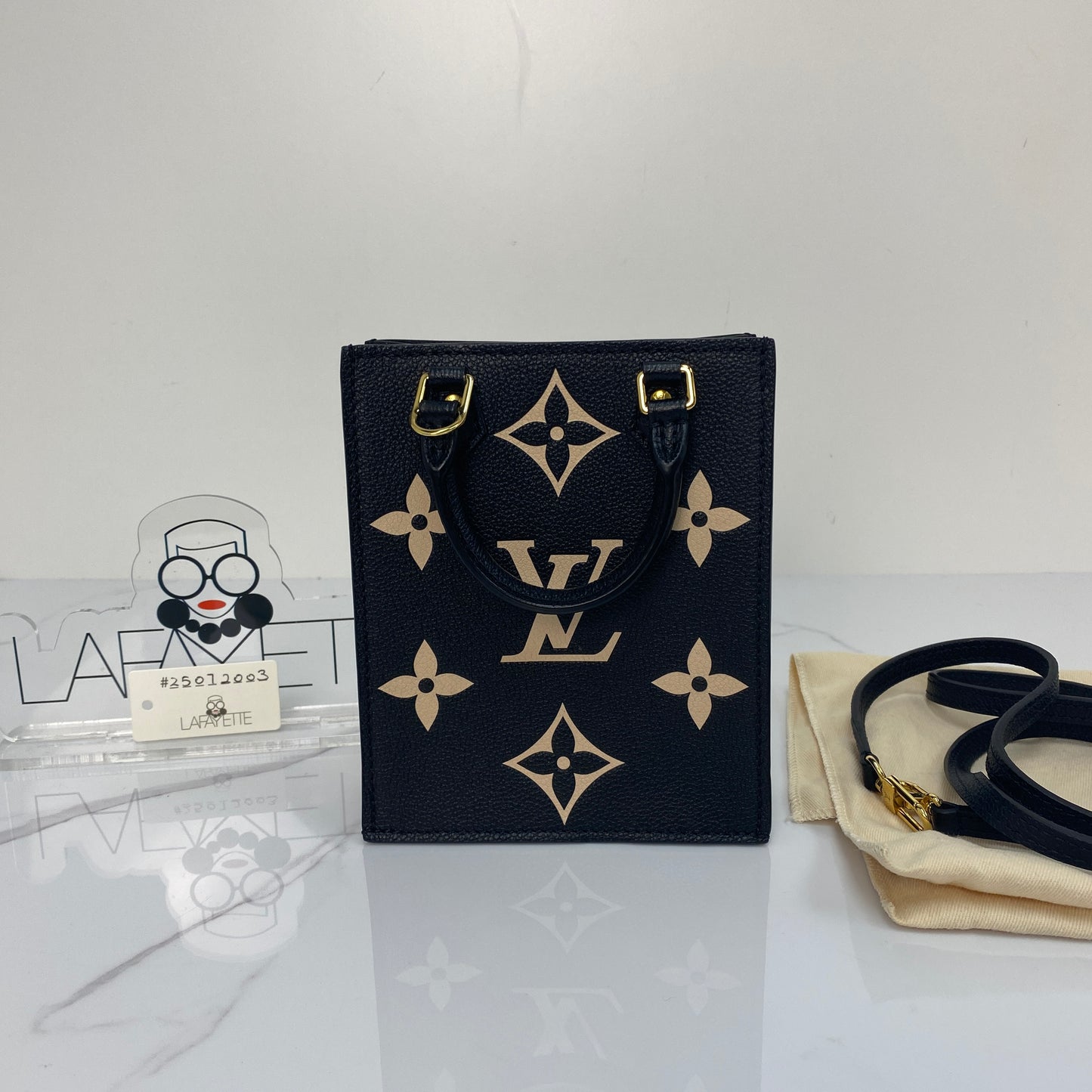 Louis Vuitton Petit Sac Plat