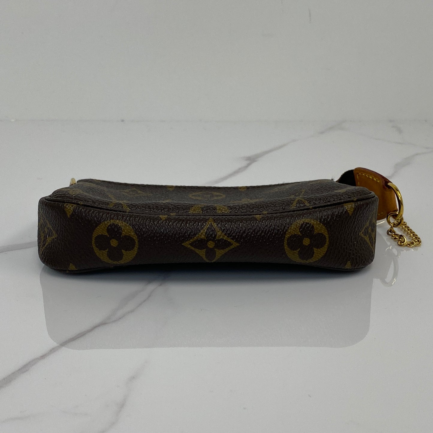 Louis Vuitton Mini Pochette Accessoires - Lafayette Consignment