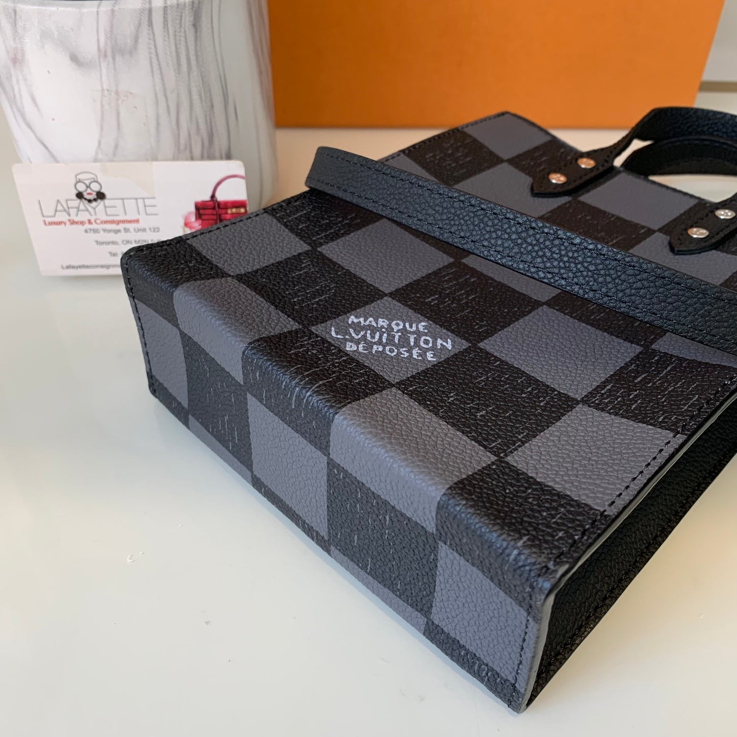Louis Vuitton Sac plat - Lafayette Consignment