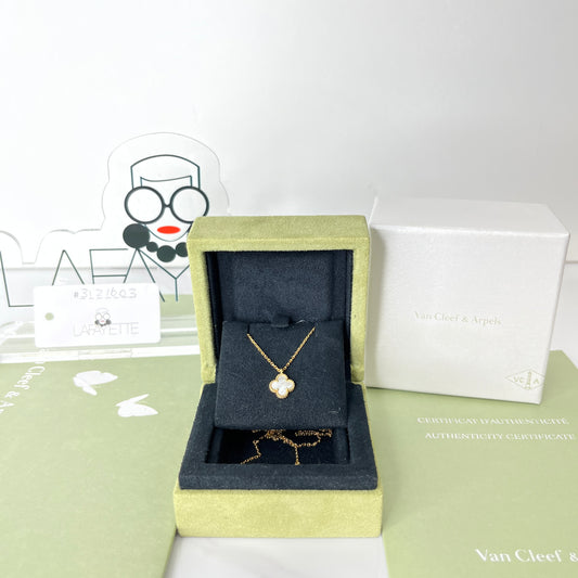 Authentic Van Cleef & Arpels Sweet Alhambra Pendant