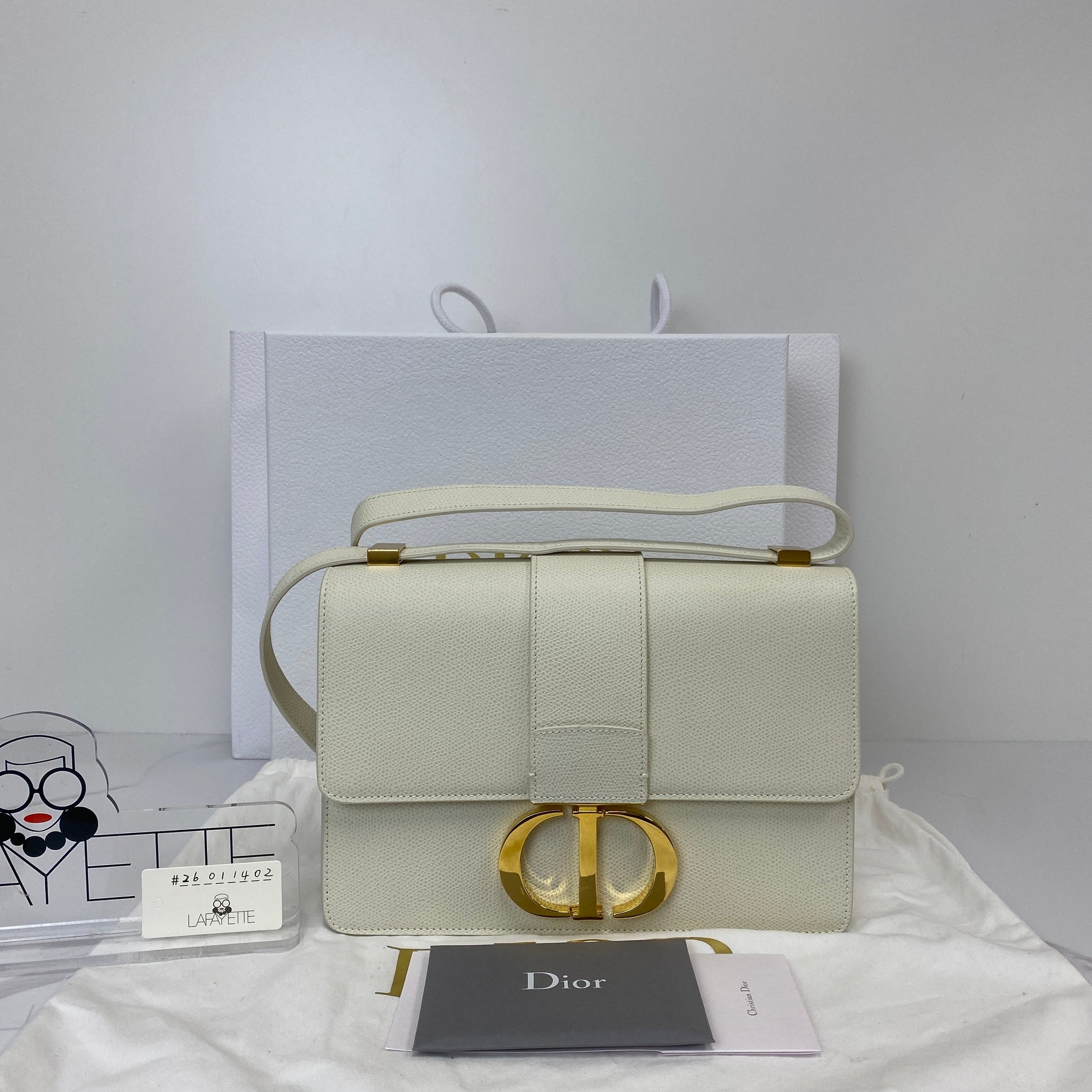 Christian Dior 30 Montaigne Bag | Lafayette Consignment