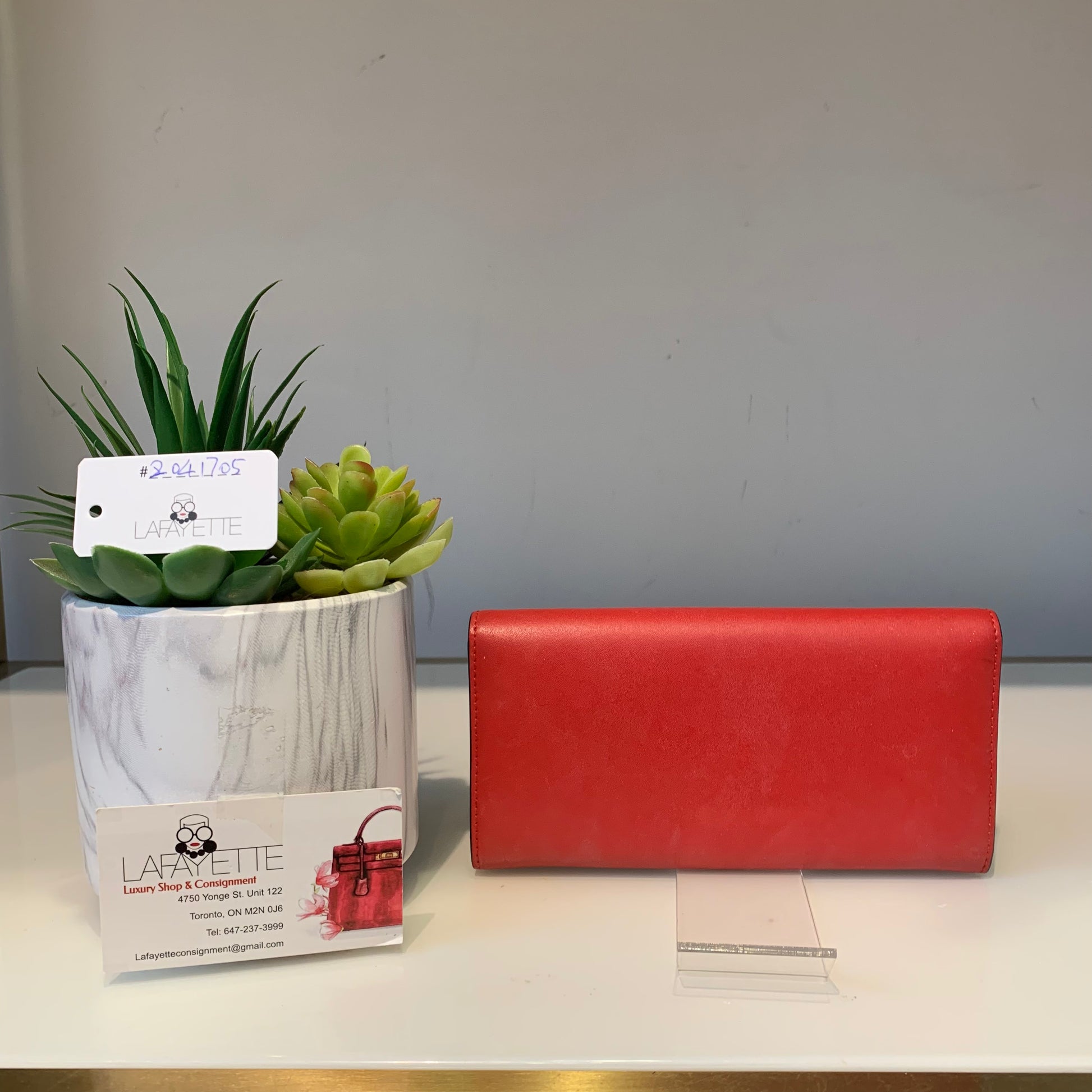 Fendi Red Wallet on Chain - Lafayette Consignment