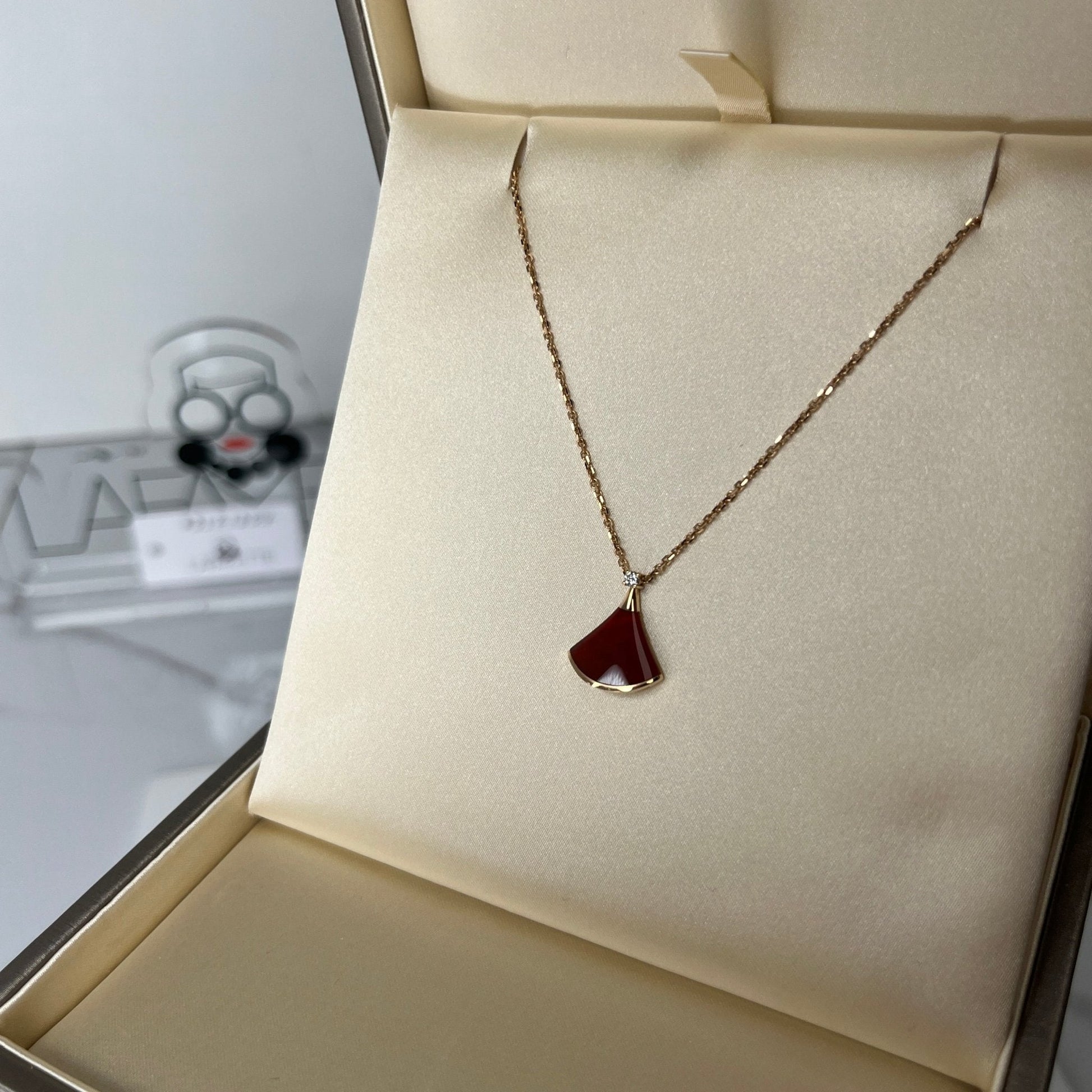 Bvlgari Diva's Dream Necklace