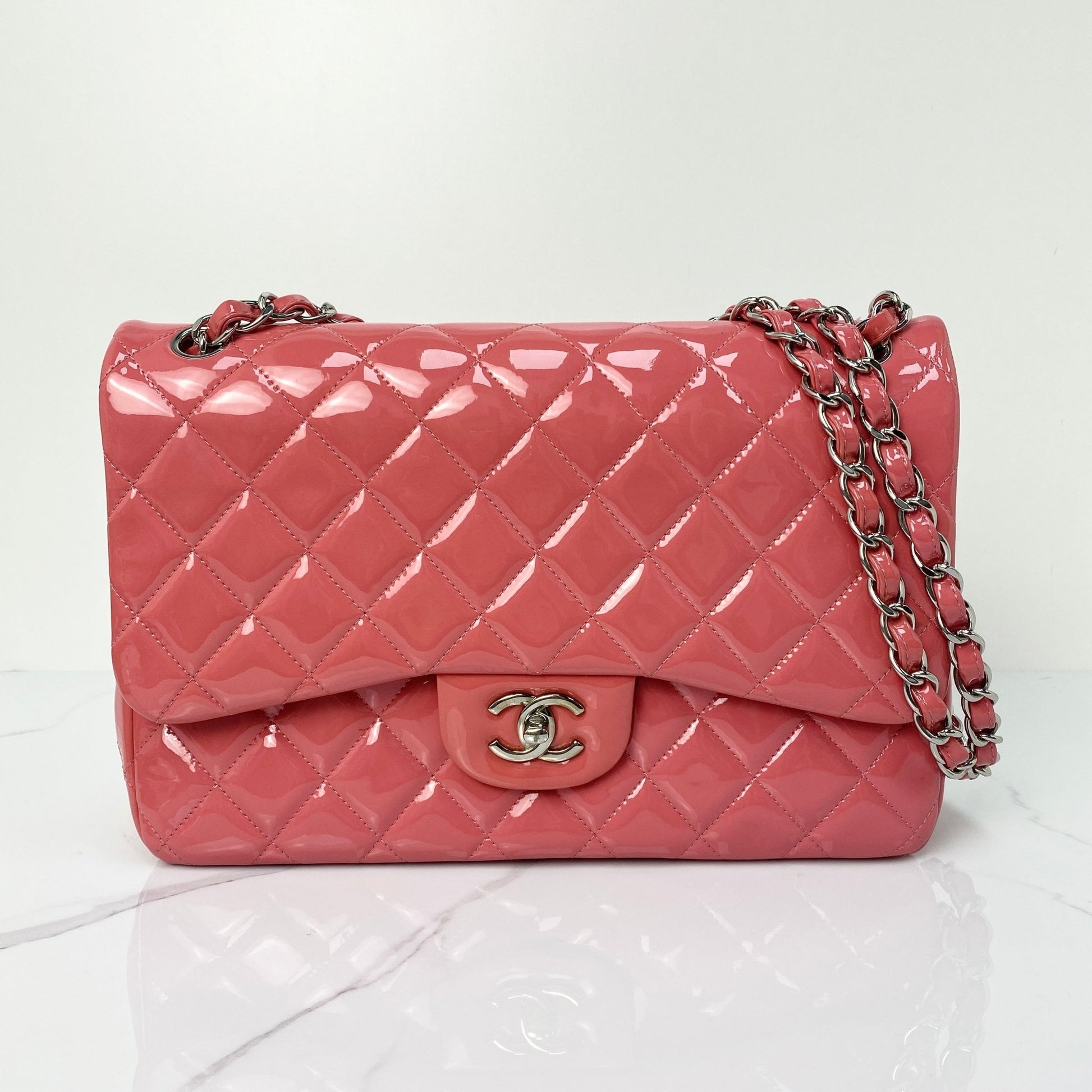 Chanel Jumbo Classic Double Flap