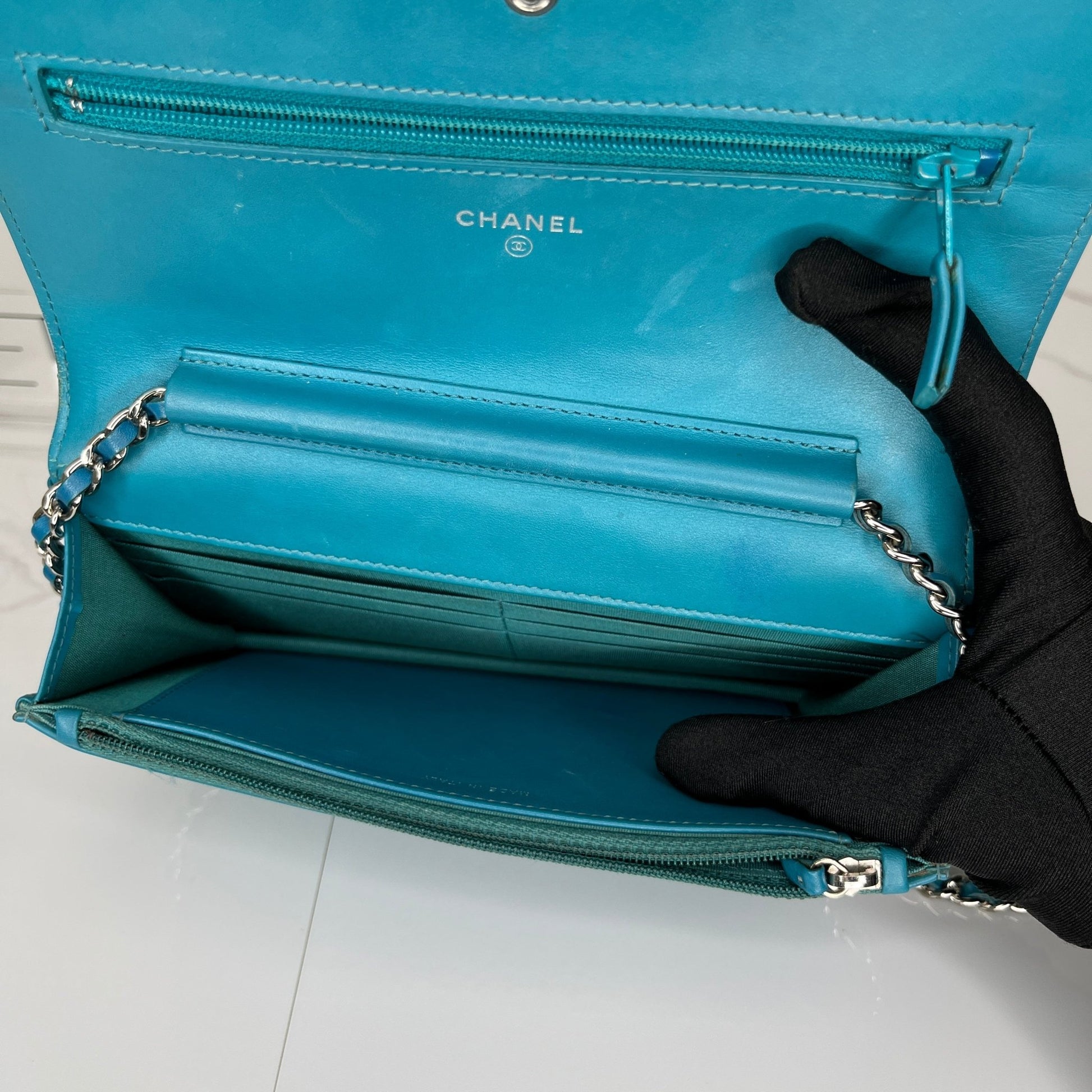 Chanel Wallet on Chain