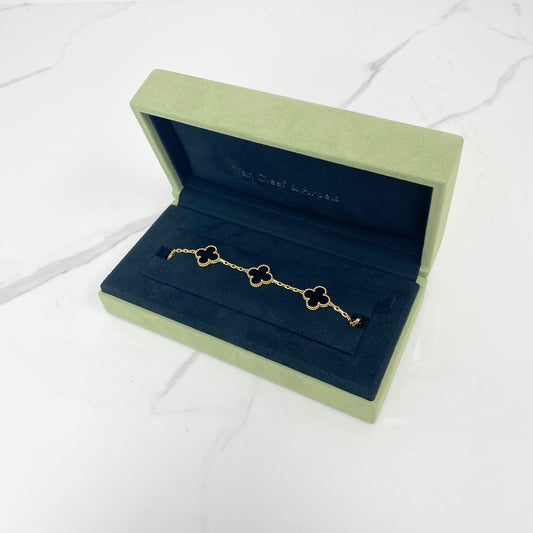 Van Cleef & Arpels Vintage Alhambra 5 Motif Bracelet Onyx Yellow Gold, Black Onyx, 18K Yellow Gold — front view