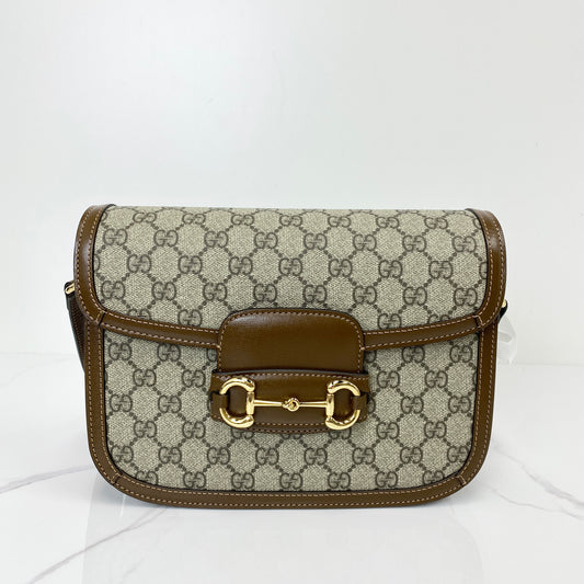 Gucci 1955 Horsebit shoulder bag in beige GG Supreme canvas with brown leather trim