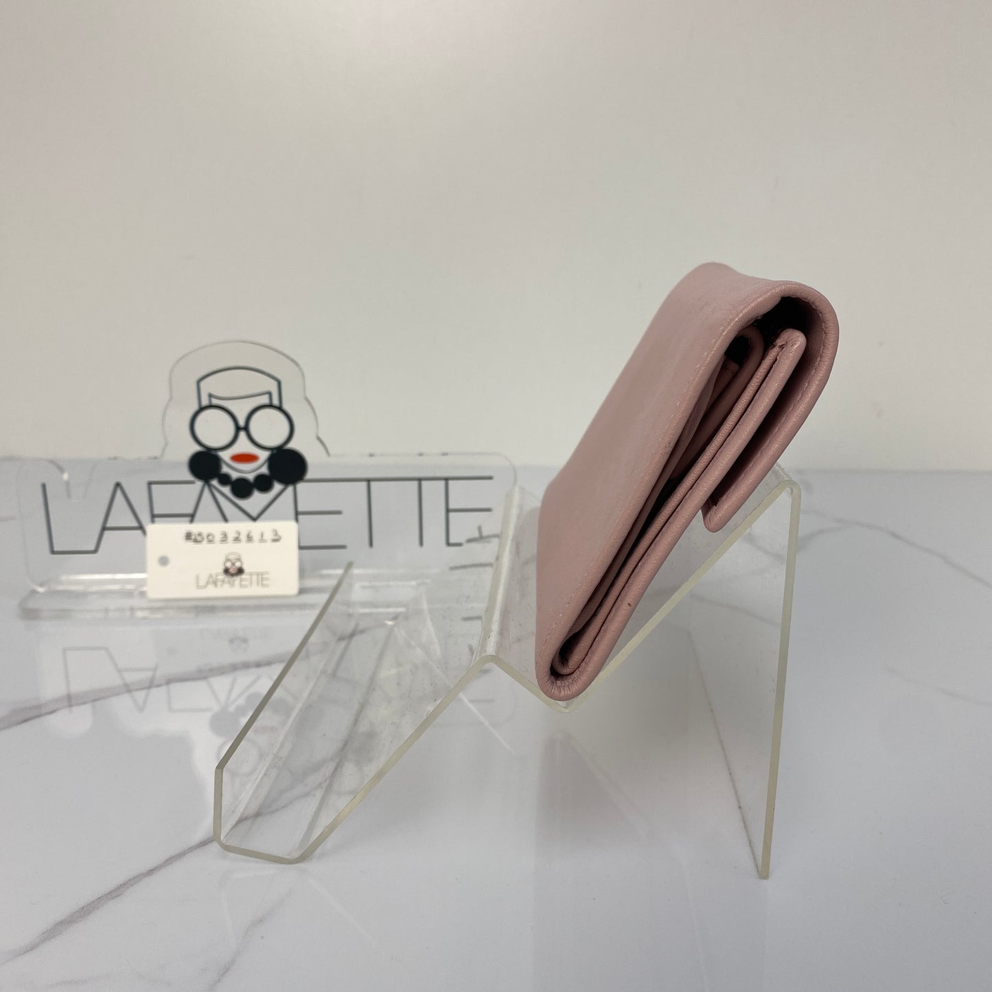 Gucci Wallet, pink calfskin, antique silver-tone hardware — detail view 3