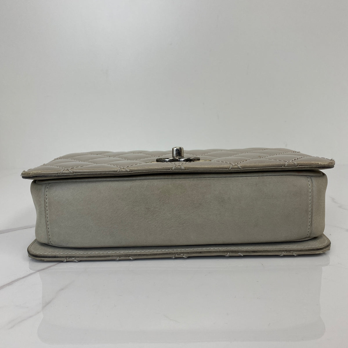 Chanel Day Trip Flap, grey glazed calfskin, antique silver-tone hardware — detail view 4