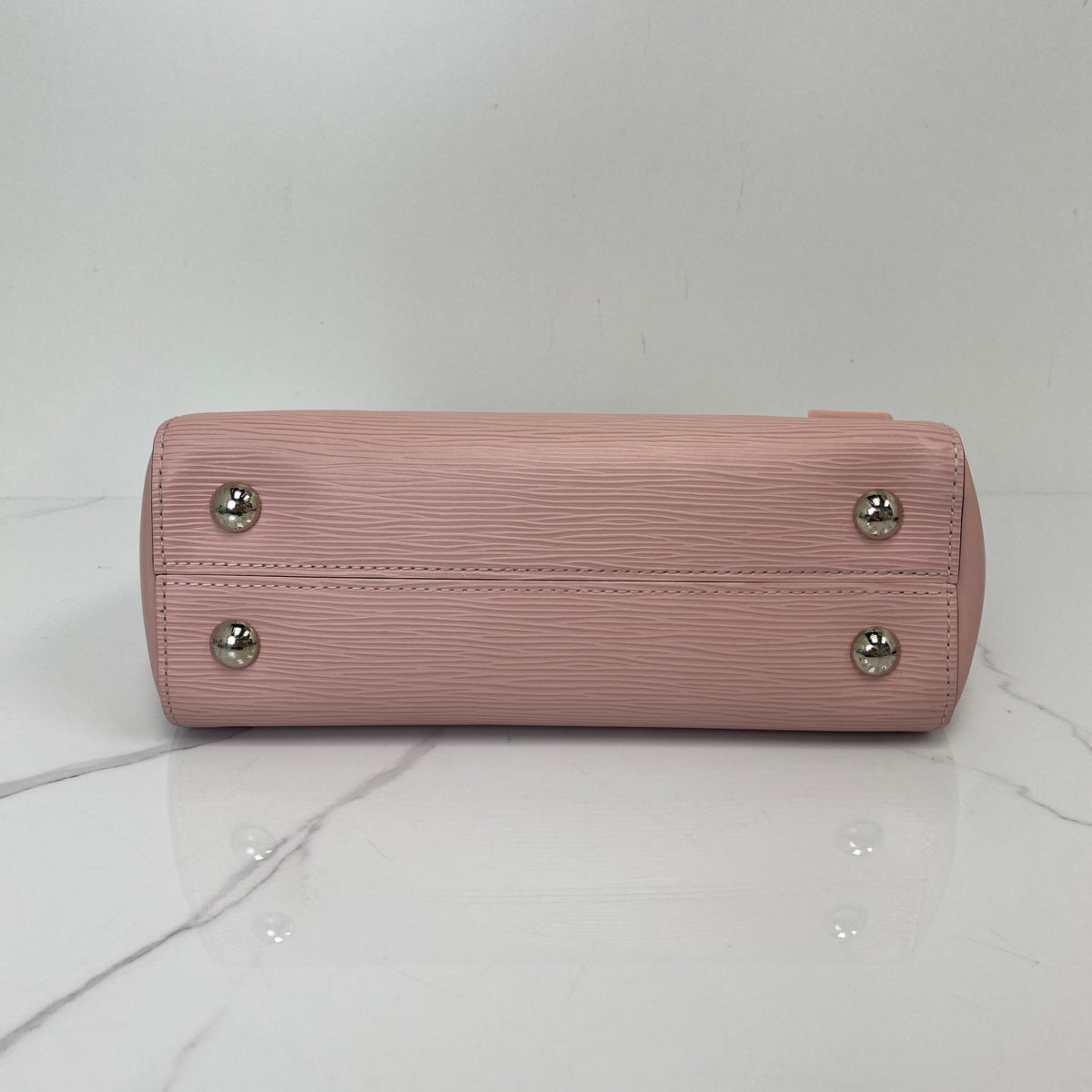 Louis Vuitton Epi Cluny BB - photo 5