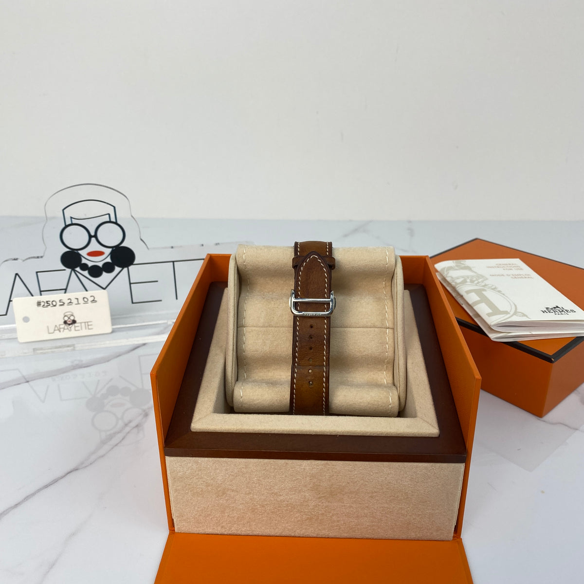 Hermès Cape Cod Watch, Large Model, 37mm, calfskin and steel, gold-tone dial — detail view 2
