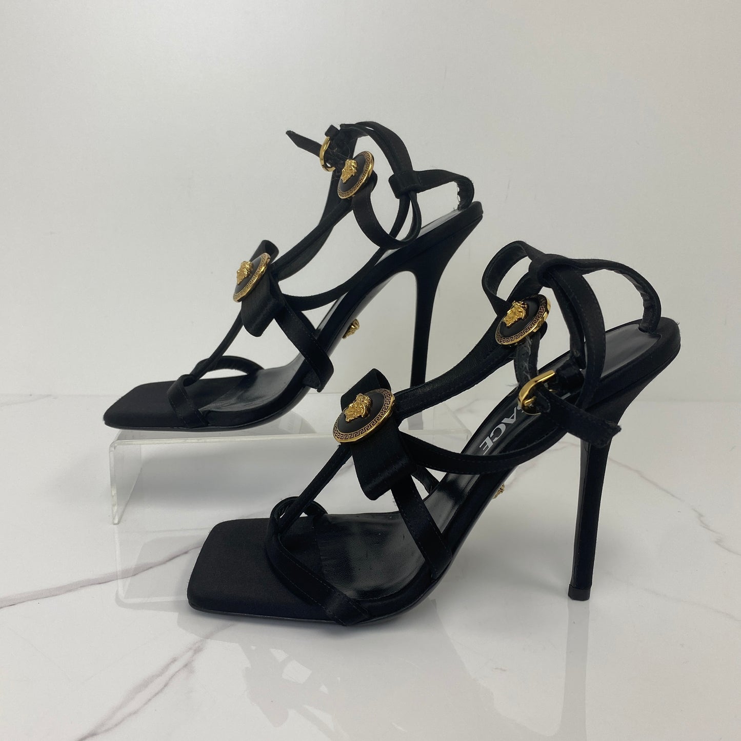 Versace Gianni Ribbon Sandals - photo 3