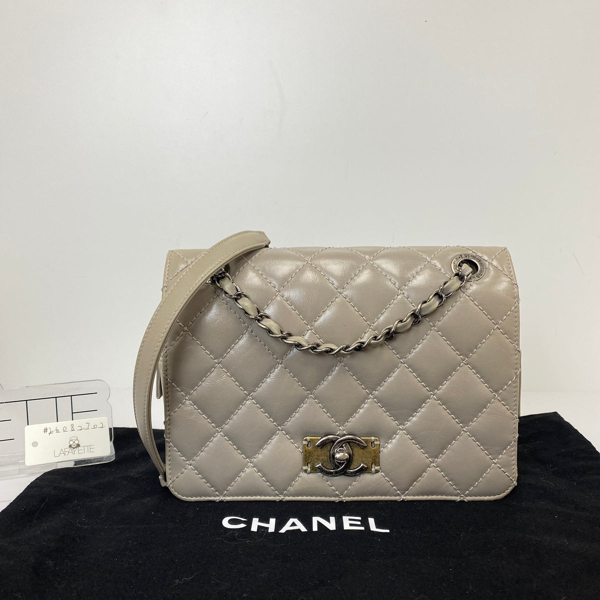 Chanel Day Trip Flap, grey glazed calfskin, antique silver-tone hardware — detail view 1