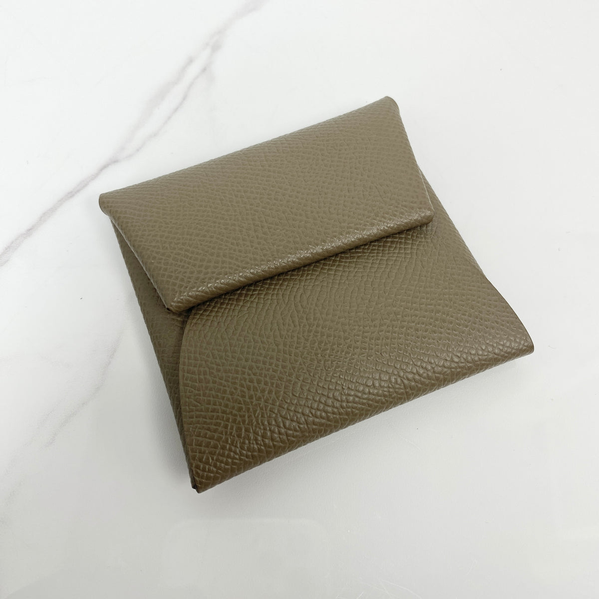 Hermès Bastia Change Purse, Etoupe Epsom calfskin, palladium hardware — front view