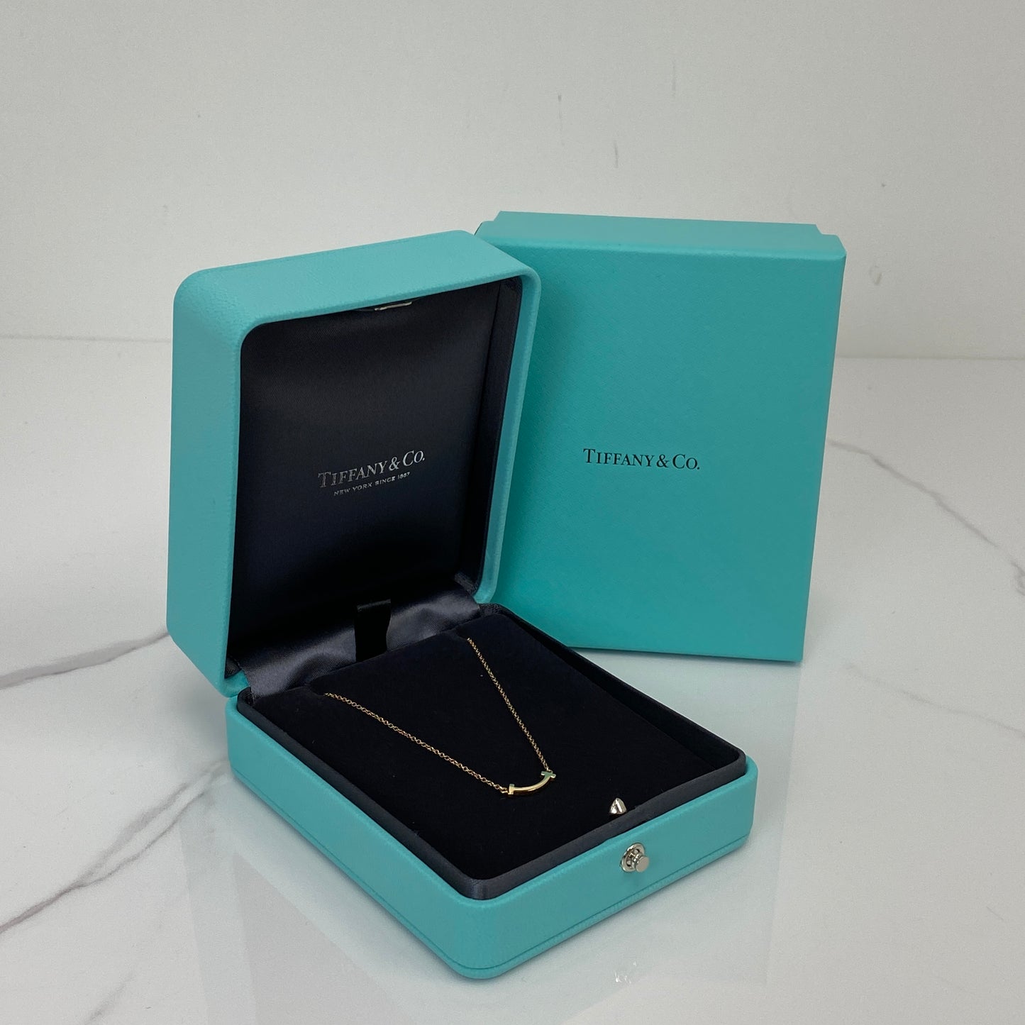 Tiffany & Co T Smile Pendant - photo 6