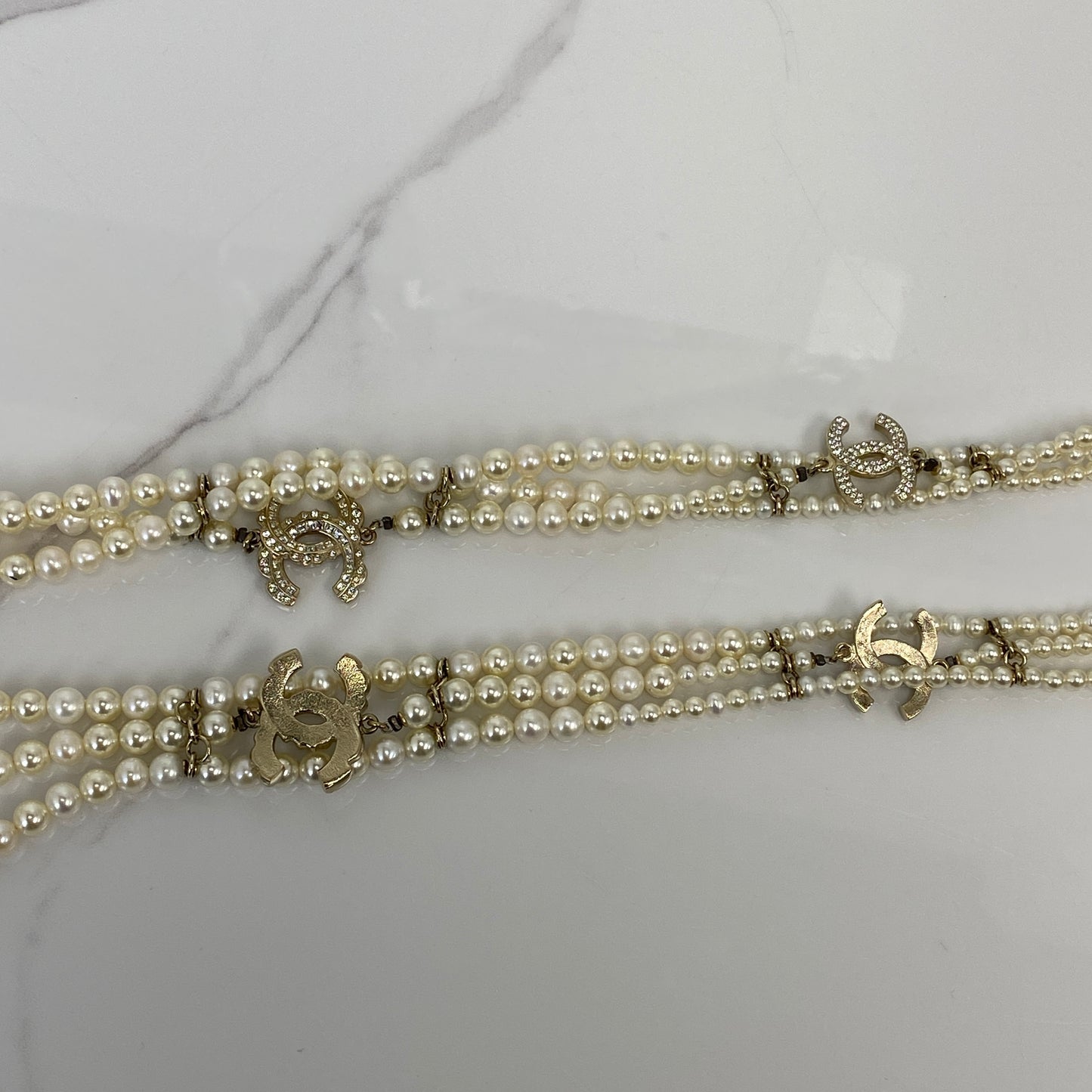 Chanel CC Crystal B17 Triple Pearl Necklace - photo 2