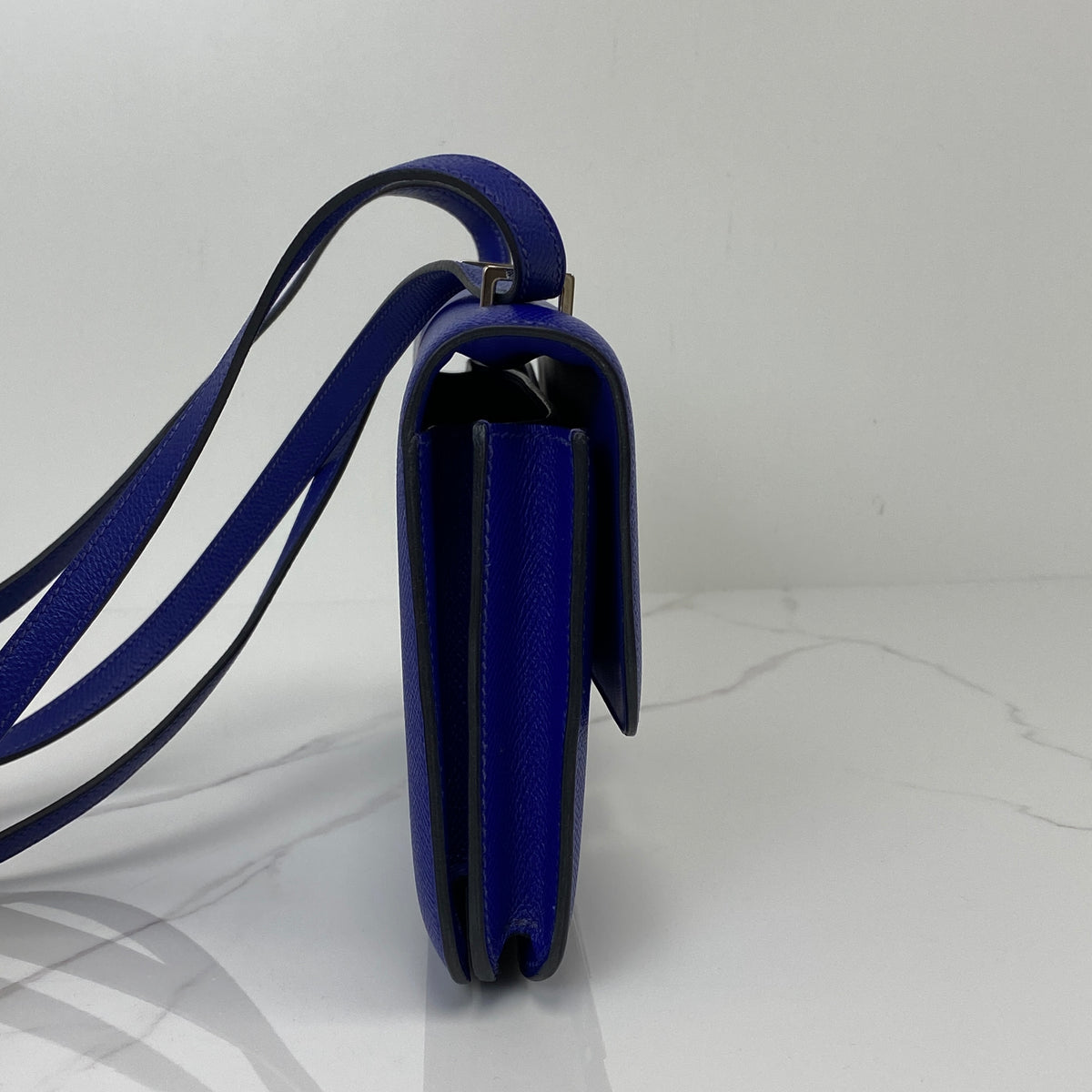 Hermès Constance Elan, Bleu Électrique Epsom calfskin, palladium hardware — detail view 3