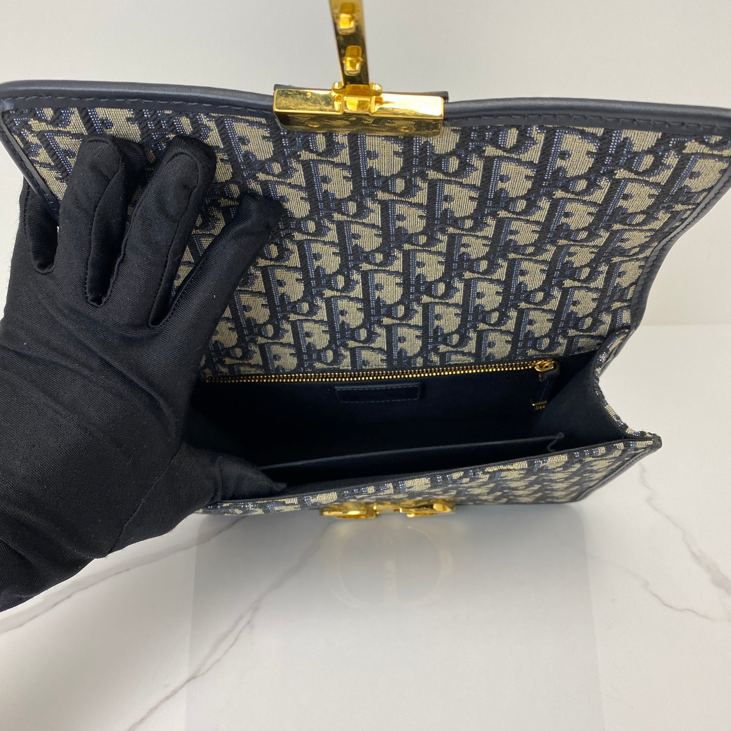 Christian Dior 30 Montaigne Bag - Monogram Canvas - photo 6