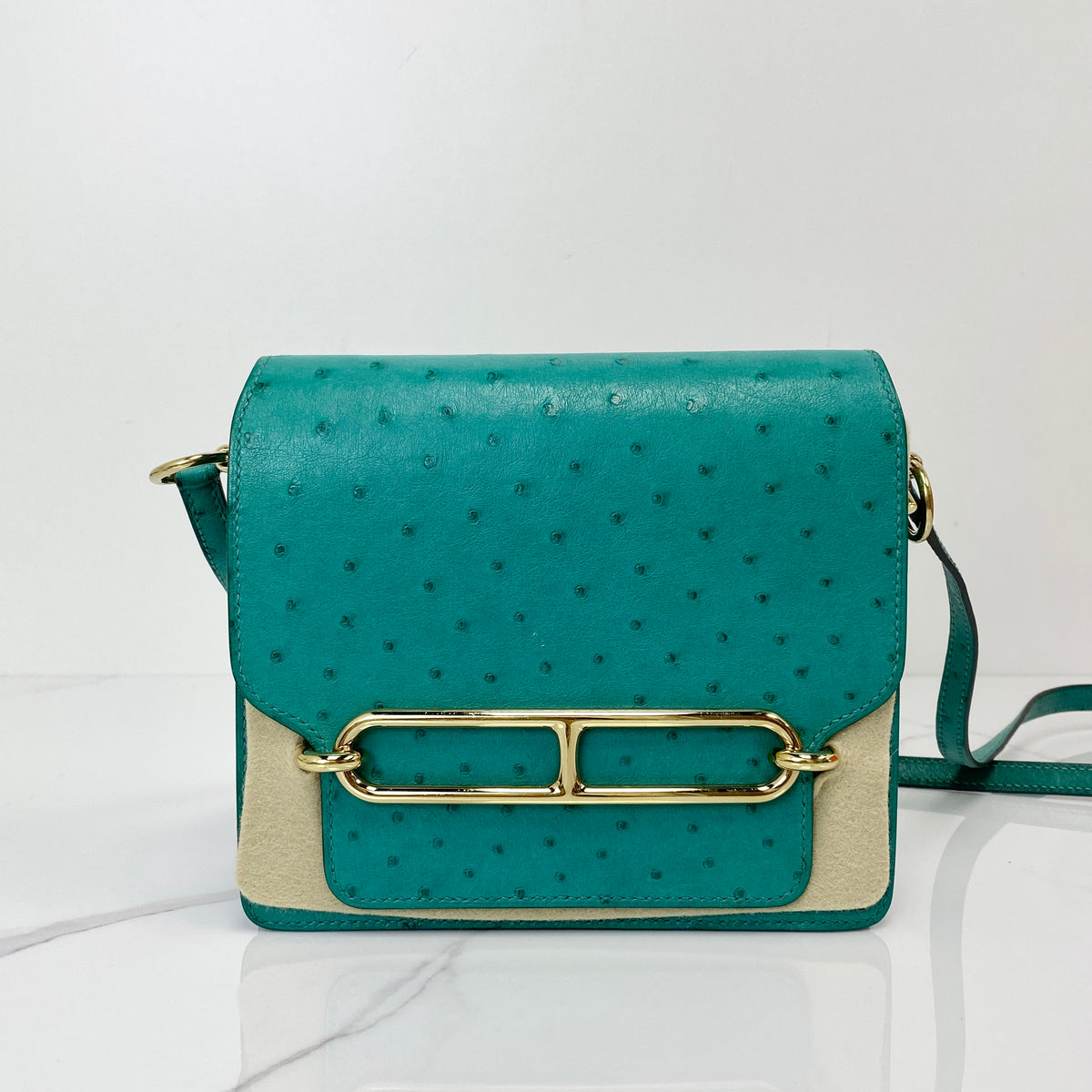 Hermès Roulis 18, Vert Vérone ostrich leather, palladium hardware — front view