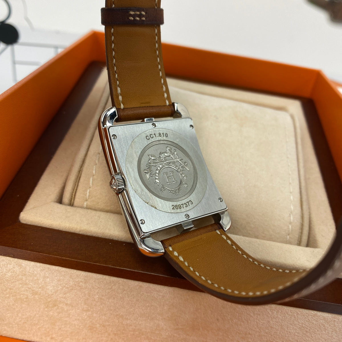 Hermès Cape Cod Watch, Large Model, 37mm, calfskin and steel, gold-tone dial — detail view 6