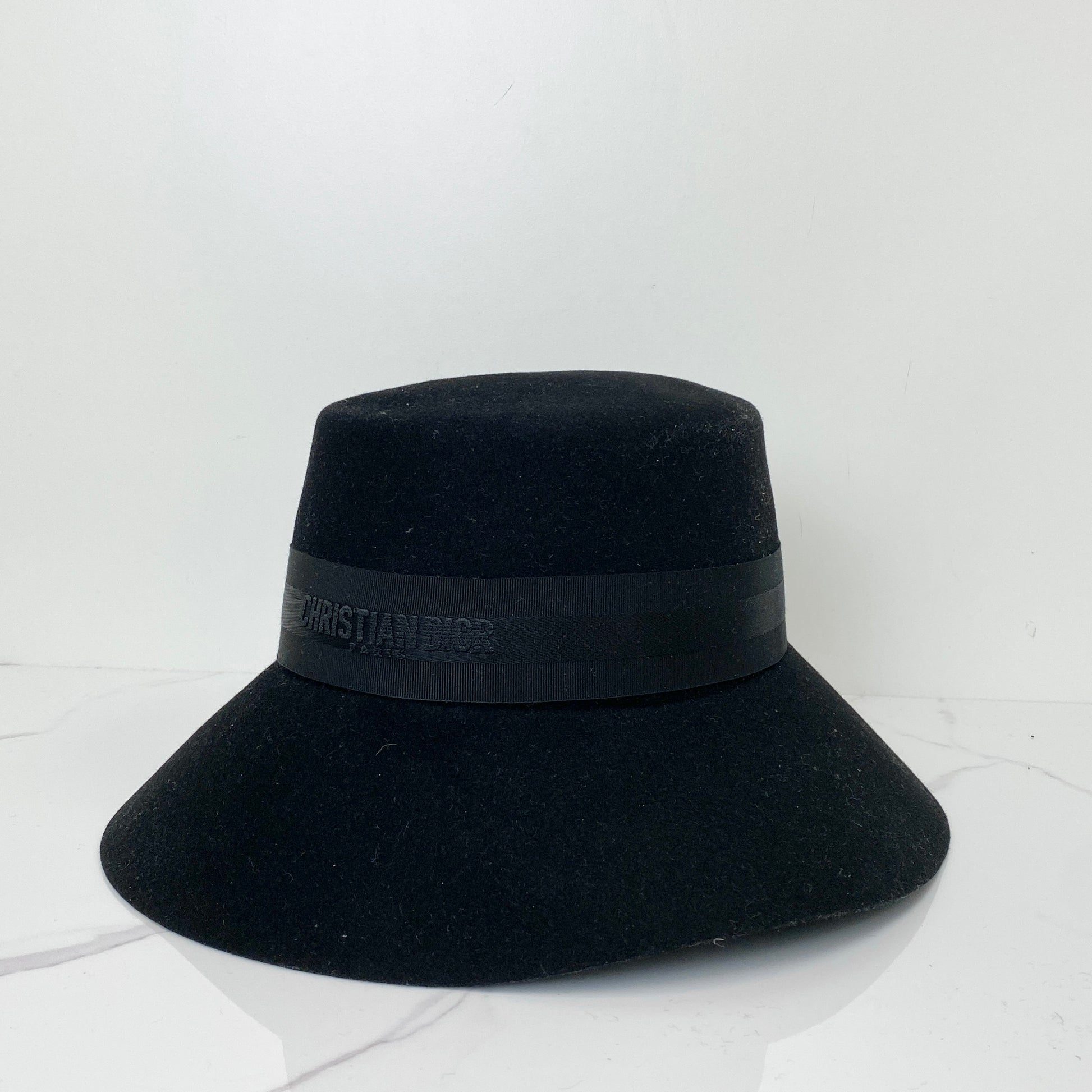 Christian Dior D-Tulipe Small Brim Cloche in black rabbit hair, size 59