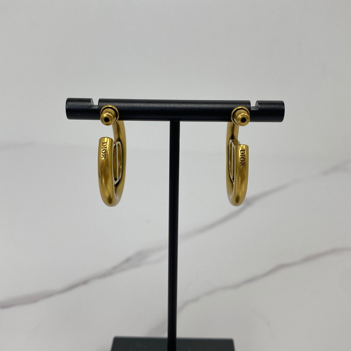 Christian Dior 30 Montaigne Hoop Earrings - photo 2