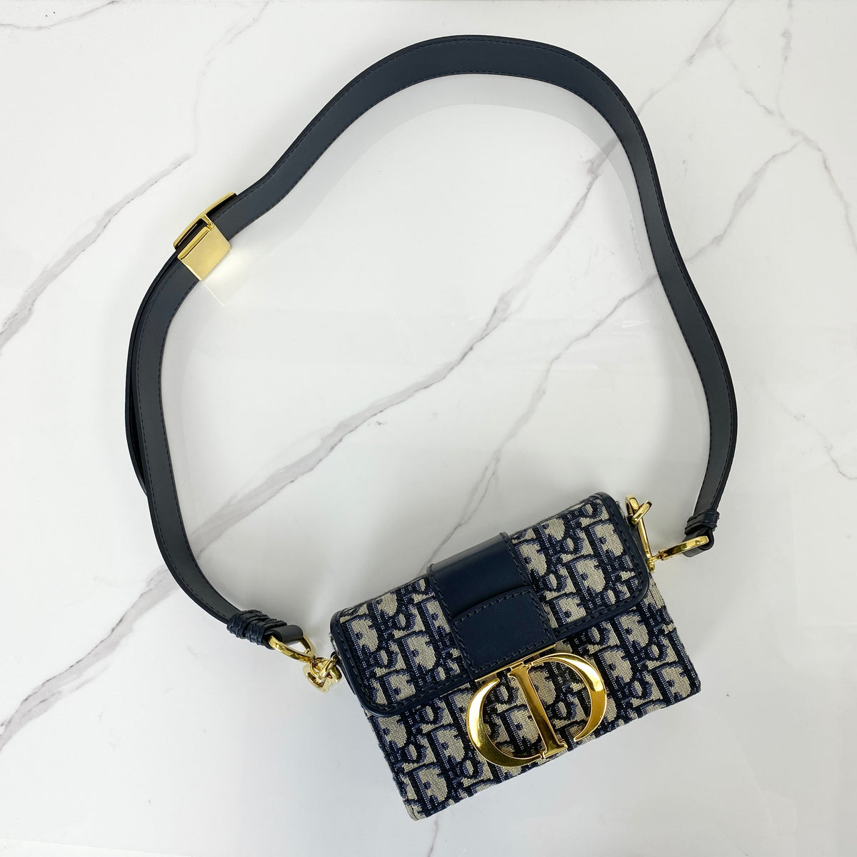 Christian Dior 30 Montaigne Box Bag Blue Dior Oblique, Blue Dior Oblique Jacquard Canvas, Gold Tone — front view