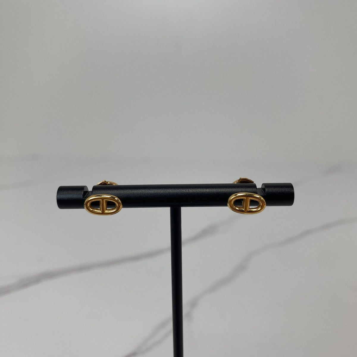 Hermès Farandole Earrings — chain link detail