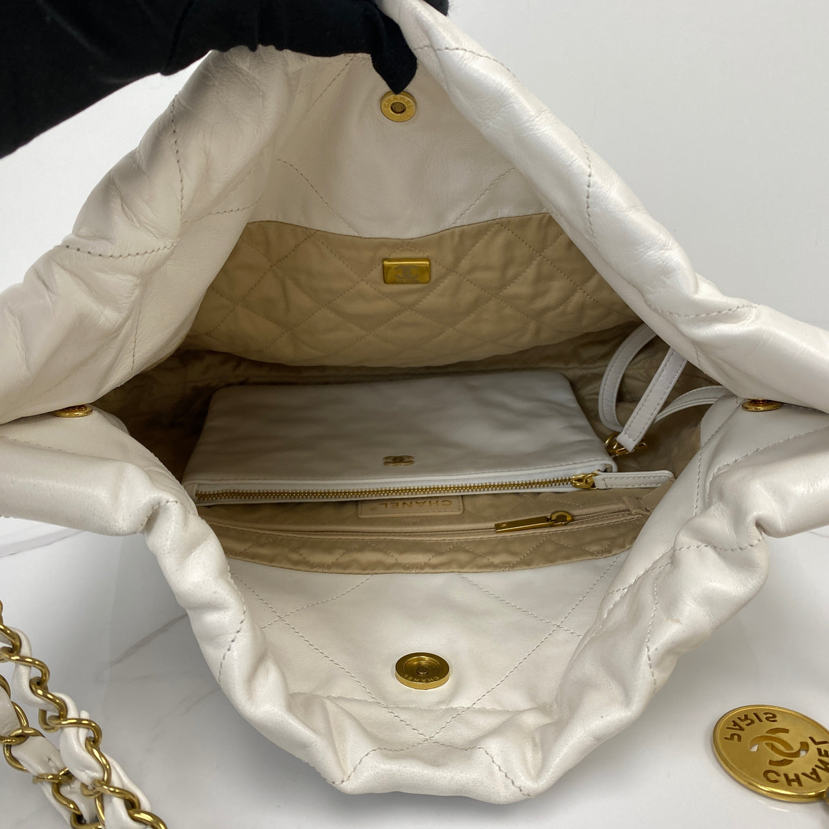 Chanel Small 22 Bag, white shiny calfskin, gold-tone chain — detail view 5