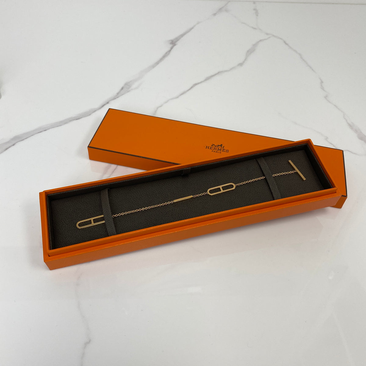 Hermès Ever Chaine d'Ancre Bracelet — anchor link detail
